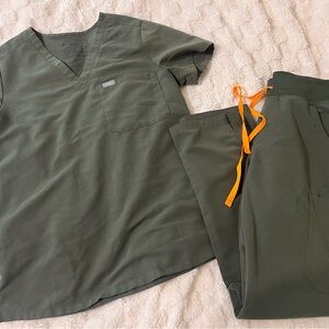 Figs Olive Green Women's scrub set